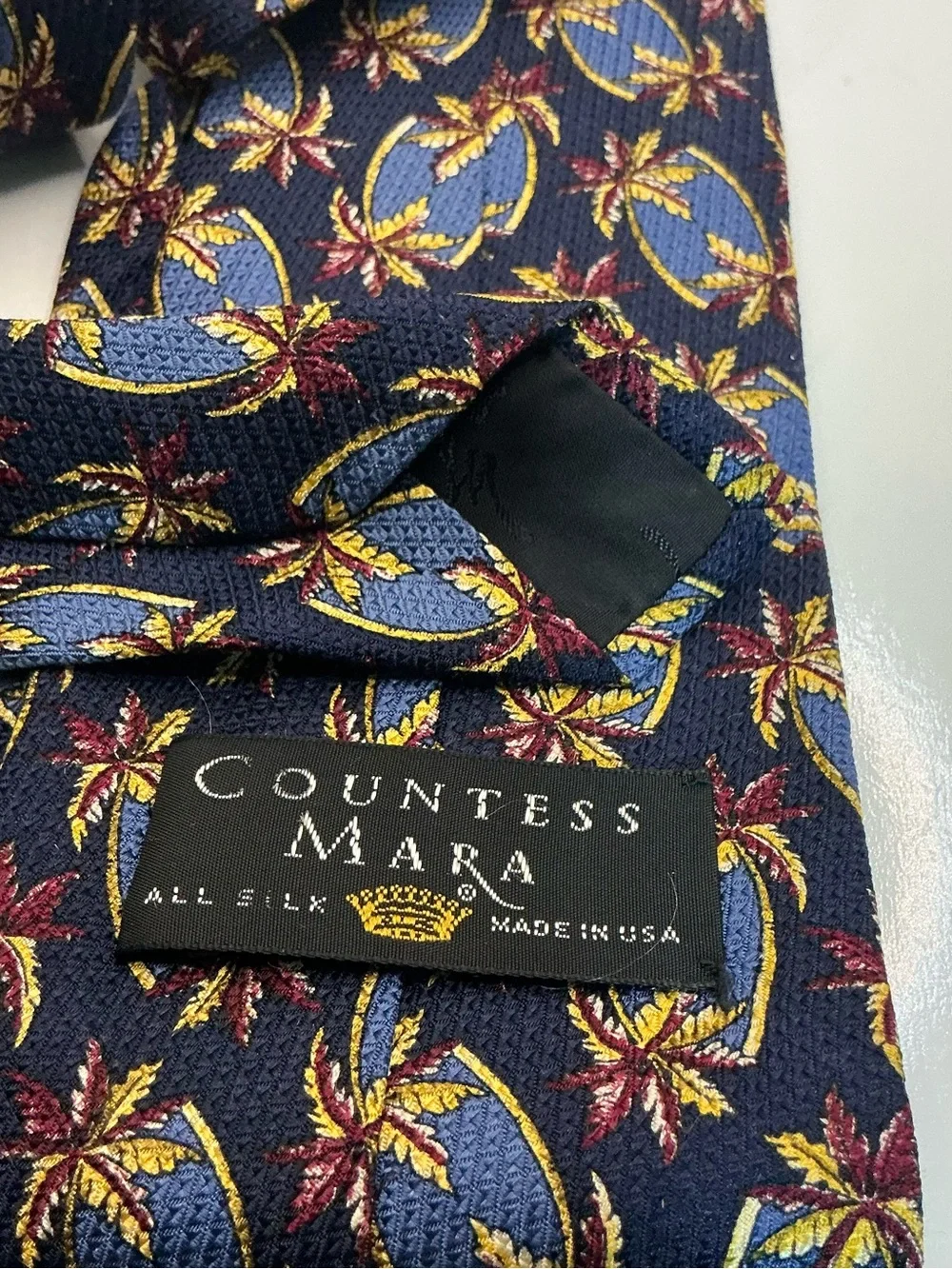 Countess Mara All Silk Tie Made in USA Navy Palm Tree Tropical Novelty Necktie